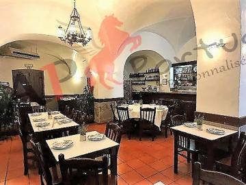 CAPPORTUGAL - Restaurant à vendre en centre-ville - Capacité de 50 places - Possibilité de terrasse intérieure