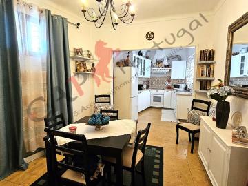 CAPPORTUGAL - 64 900€ - Vende-se próximo do grande lago de Alqueva, apartamento T3 pronto a habitar no centro de Moura.