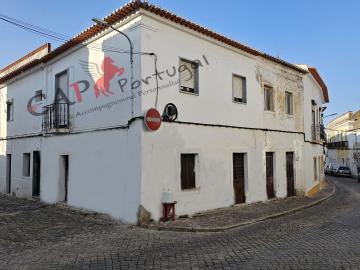 CAPPORTUGAL - 64 950 € - Moura - Moradia 1º andar com 2 quartos no centro da cidade