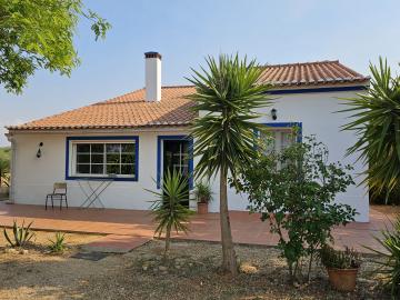 CAPPORTUGAL - 199 000€ - Monte Alentejano à vendre, proche du grand lac d´Alqueva